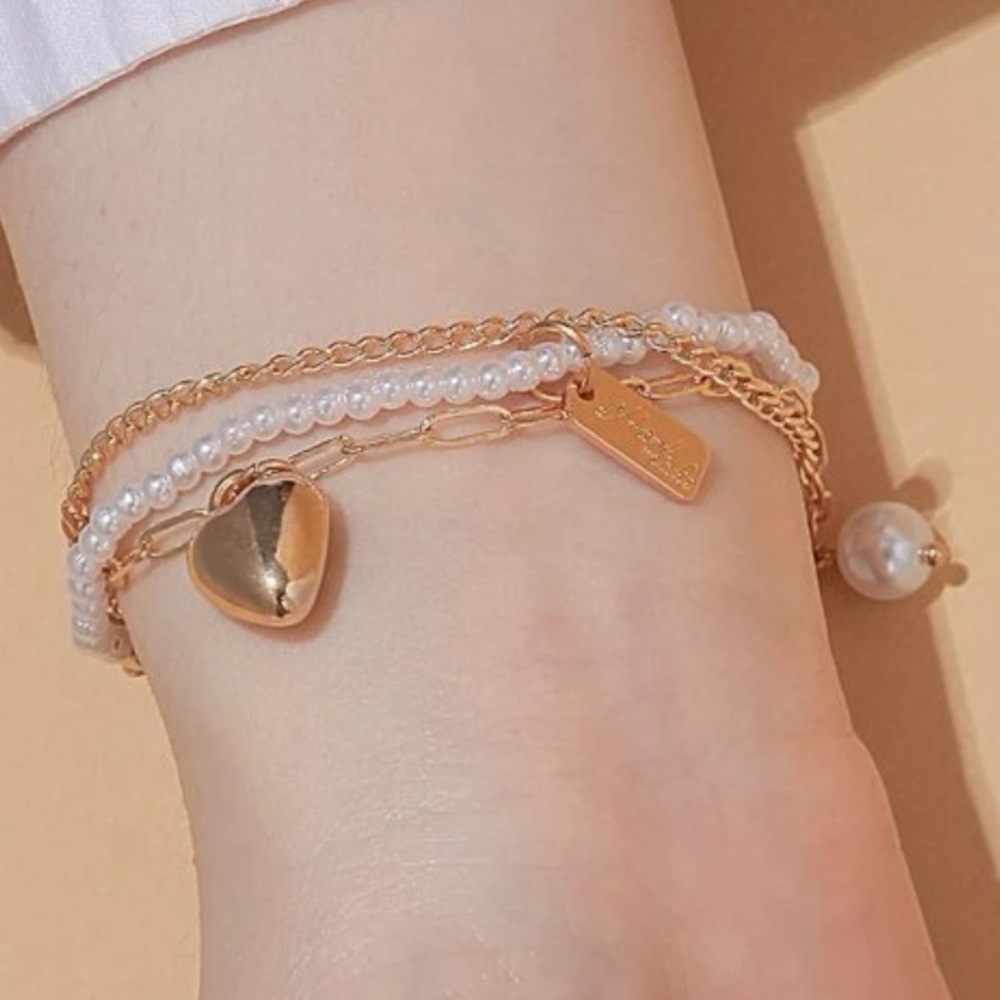 Classy Lady handmade gold and faux pearl stacking bracelet 🌿